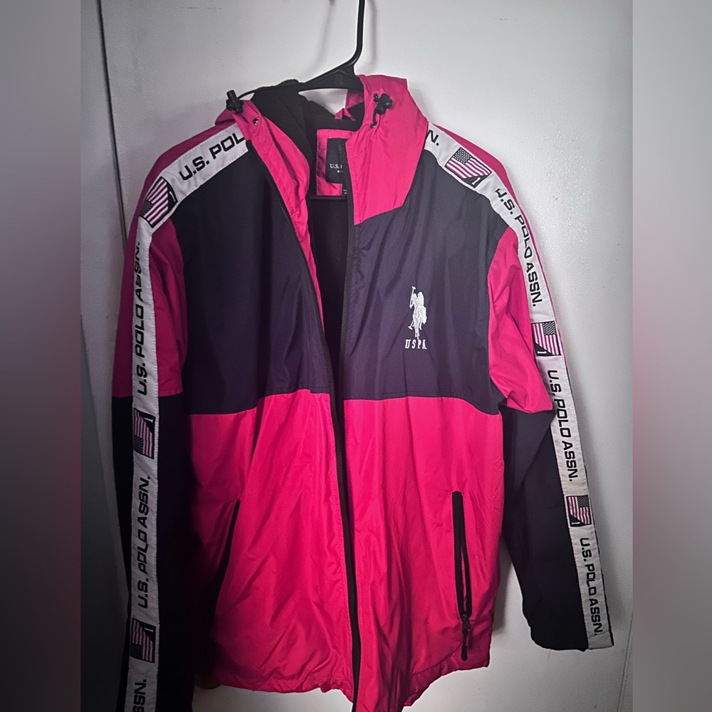 Polo windbreaker